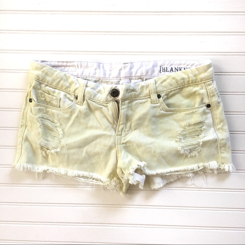 Blank NYC Denim Shorts in Lemon Size 26